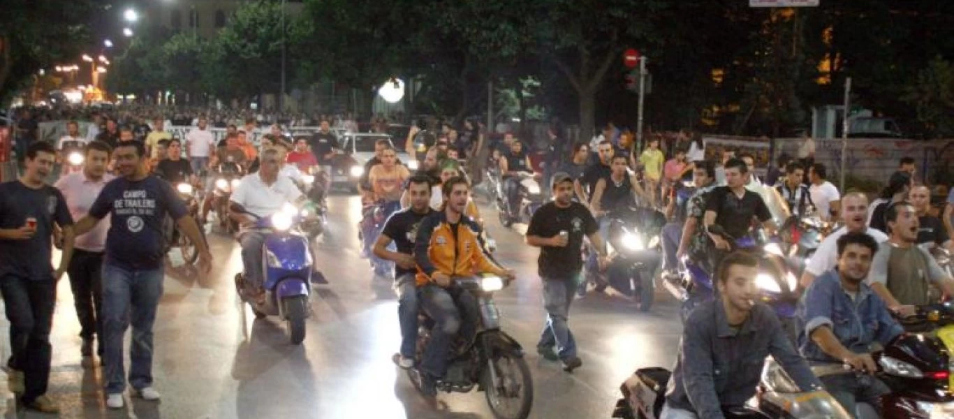 ΠΑΟΚ: Μηχανοκίνητη πορεία οπαδών στα γραφεία της ΝΔ!